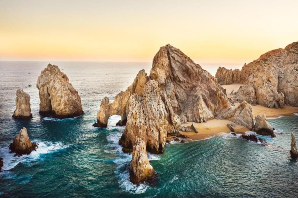 Vacay Condo Walk To The Beach Restaurants & Clubs Cabo San Lucas Exterior foto